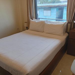 Suthep Home & Hostel